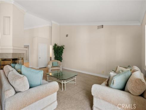 3  Portsmouth  , Coto de Caza, CA