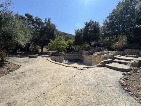 1  Shire  , Coto de Caza, CA