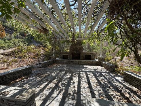 1  Shire  , Coto de Caza, CA