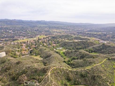 2 Via Terracaleta , Coto de Caza, CA