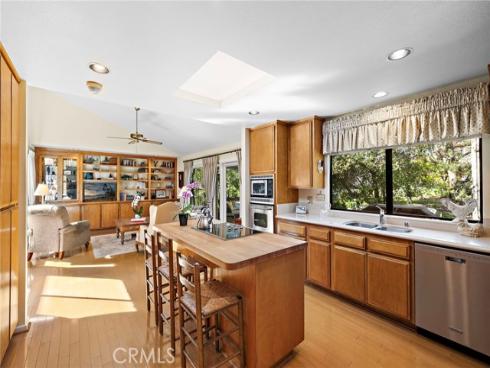 31551  Via Coyote  , Coto de Caza, CA