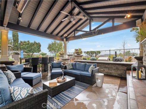 1  Running Brook   Drive, Coto de Caza, CA