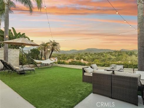 52  Via Andorra  , Coto de Caza, CA