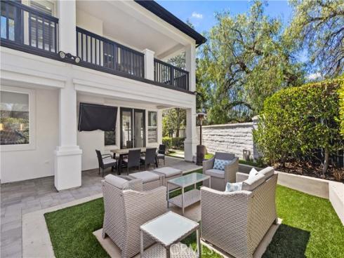 1  Roberts   Drive, Coto de Caza, CA