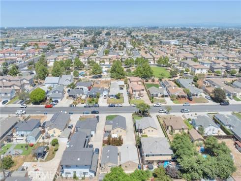 5572  Saint Ann   Avenue, Cypress, CA