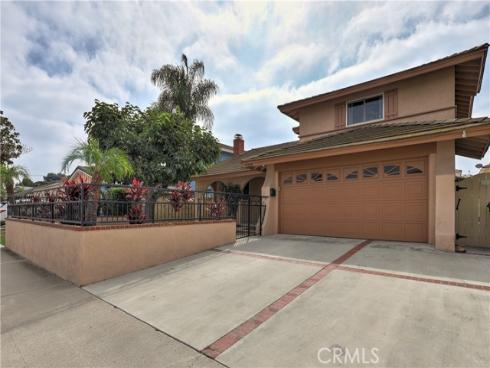 6906  Molokai  , Cypress, CA