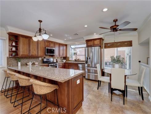 6906  Molokai  , Cypress, CA