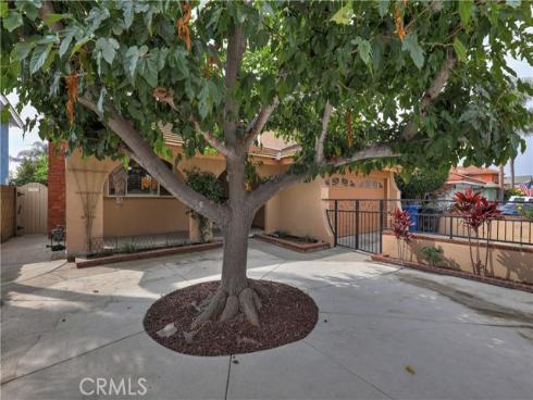 6906  Molokai  , Cypress, CA