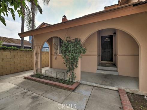 6906  Molokai  , Cypress, CA