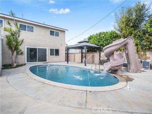 10202  Aqueduct  , Cypress, CA