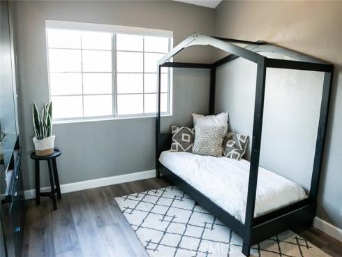 6166 Orange , Cypress, CA