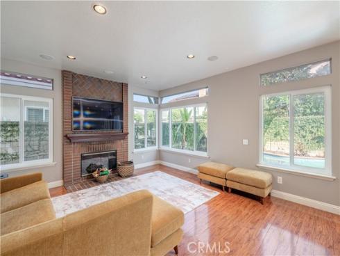 9574  Tivoli  , Cypress, CA