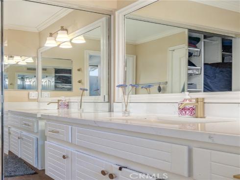 9574  Tivoli  , Cypress, CA