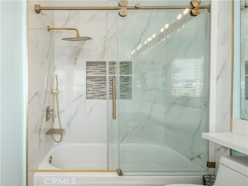 9574  Tivoli  , Cypress, CA