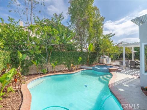 9574  Tivoli  , Cypress, CA