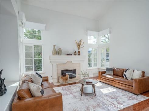 9574  Tivoli  , Cypress, CA