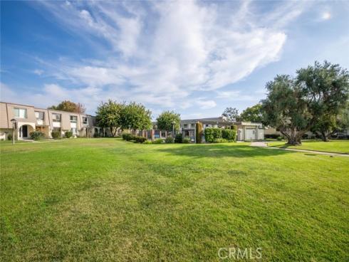 9686  Bloomfield  , Cypress, CA