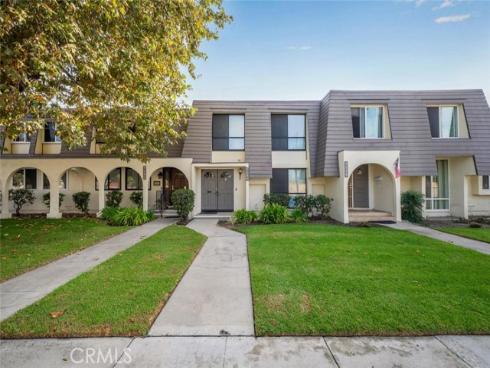 9686  Bloomfield  , Cypress, CA