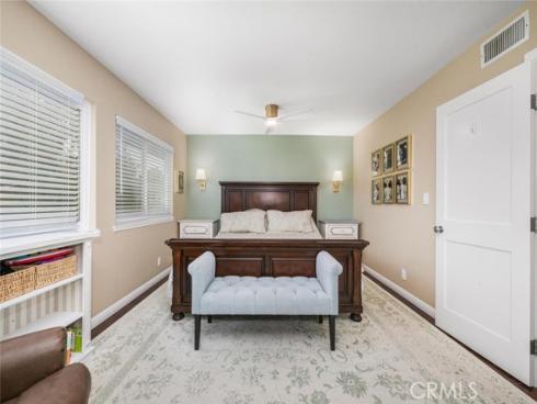 4385  Larwin  , Cypress, CA