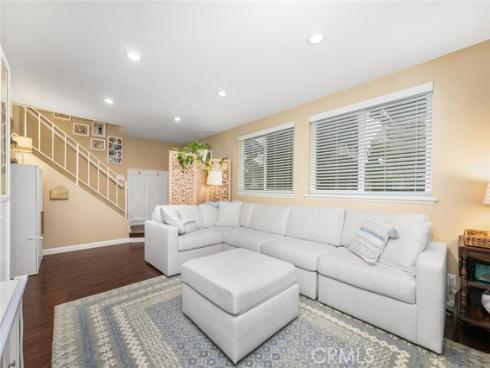 4385  Larwin  , Cypress, CA