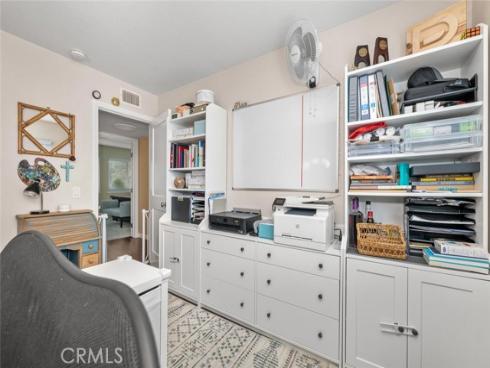 4385  Larwin  , Cypress, CA