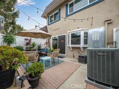 4385  Larwin  , Cypress, CA