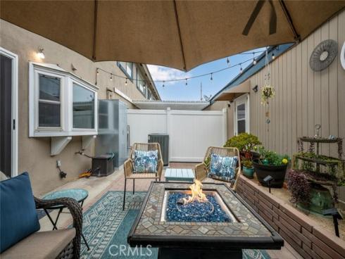 4385  Larwin  , Cypress, CA