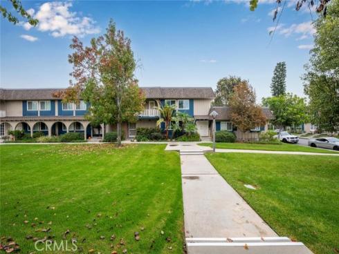 4385  Larwin  , Cypress, CA