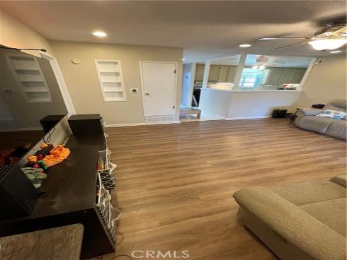 10362 Aurelia , Cypress, CA