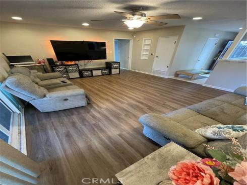 10362 Aurelia , Cypress, CA