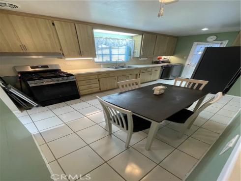 10362 Aurelia , Cypress, CA