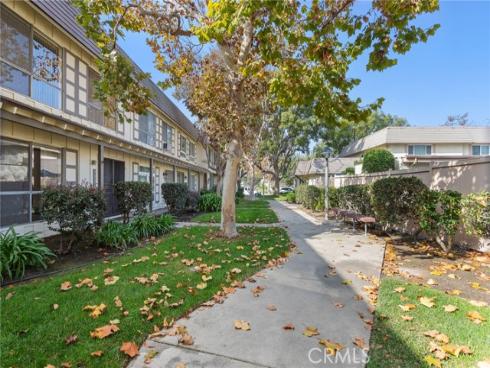 9824  Via Sonoma  , Cypress, CA