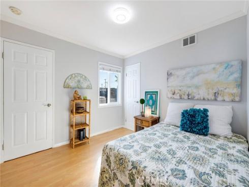 5511  Kanel  , Cypress, CA