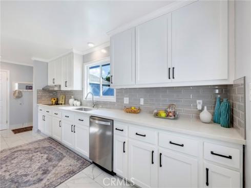 5511  Kanel  , Cypress, CA