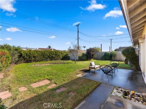 8342  Fontainbleau   Way, Cypress, CA