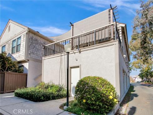 9051  Cobblestone  40 , Cypress, CA