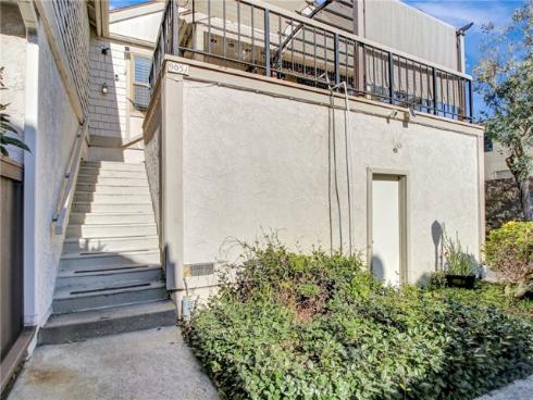 9051  Cobblestone  40 , Cypress, CA