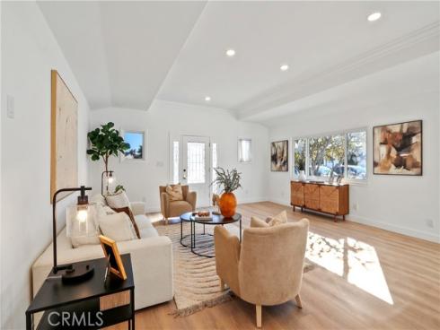 5633 Lakia , Cypress, CA