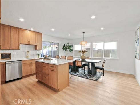 5633 Lakia , Cypress, CA