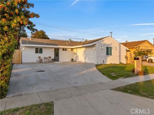 5131 Myra , Cypress, CA