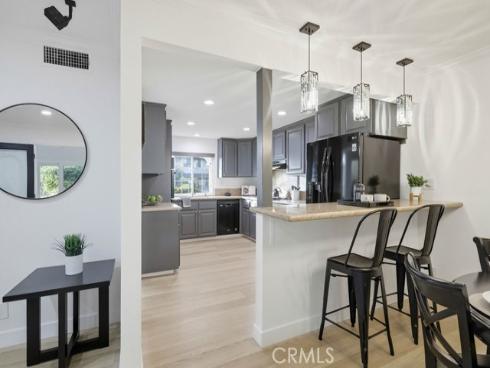 10232 Hialeah , Cypress, CA