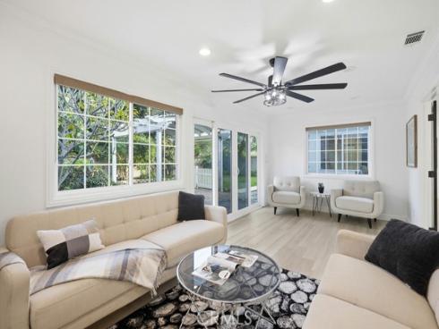 10232 Hialeah , Cypress, CA