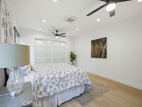 10232 Hialeah , Cypress, CA