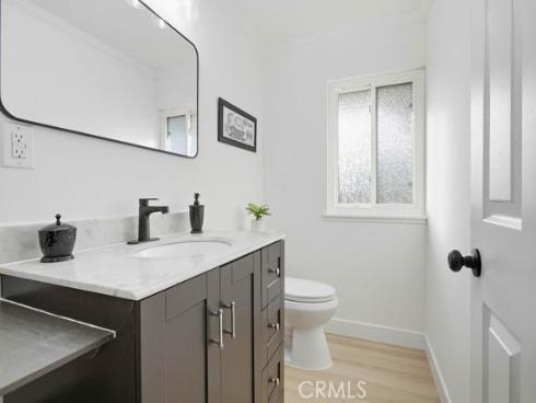 10232 Hialeah , Cypress, CA