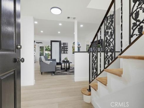 10232 Hialeah , Cypress, CA