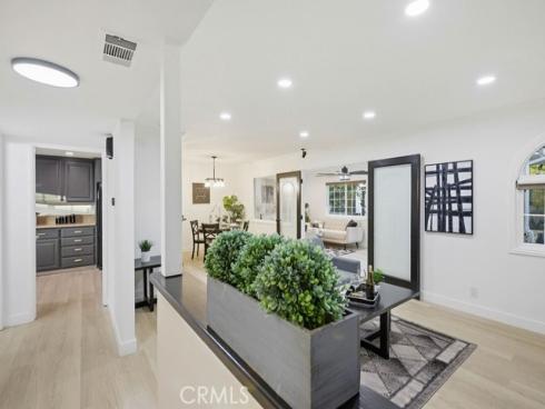 10232 Hialeah , Cypress, CA