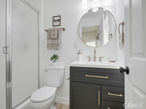 10232 Hialeah , Cypress, CA