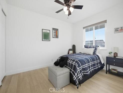 10232 Hialeah , Cypress, CA