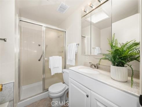 4043 Larwin Ave , Cypress, CA