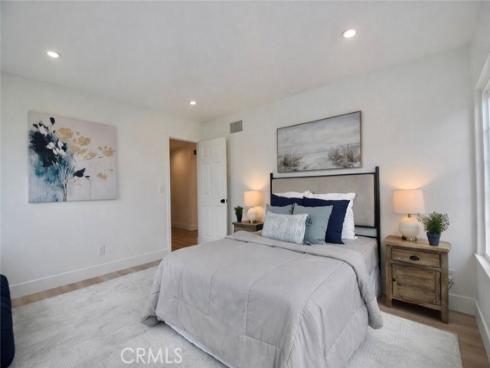 6056 Palau , Cypress, CA